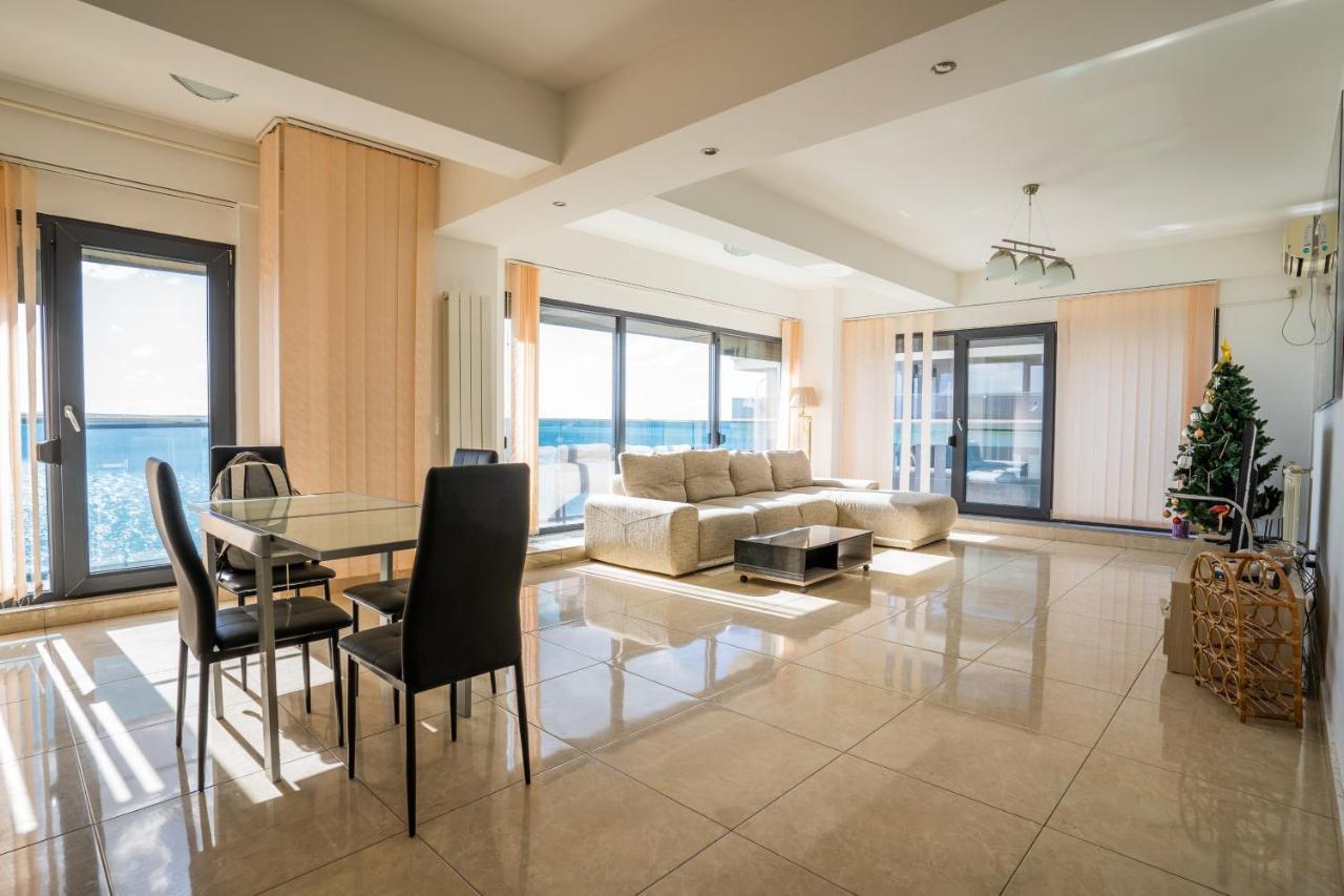 Mamaia Vip Apartment ภายนอก รูปภาพ