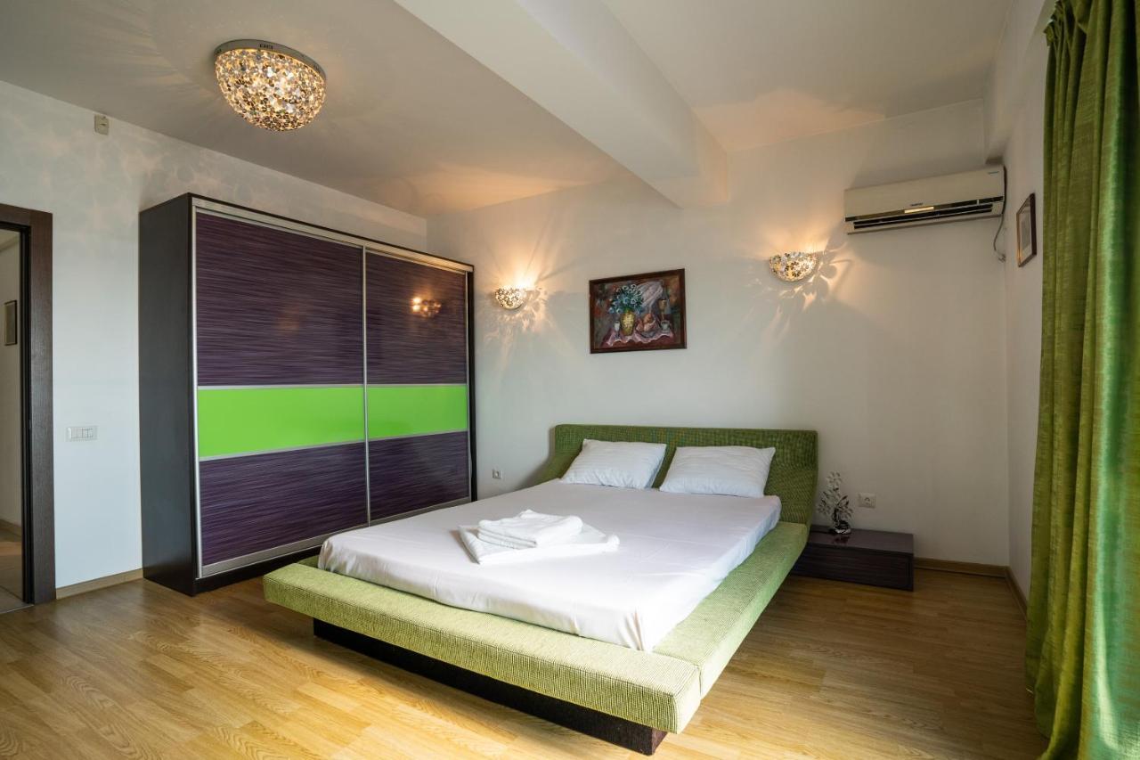 Mamaia Vip Apartment ภายนอก รูปภาพ